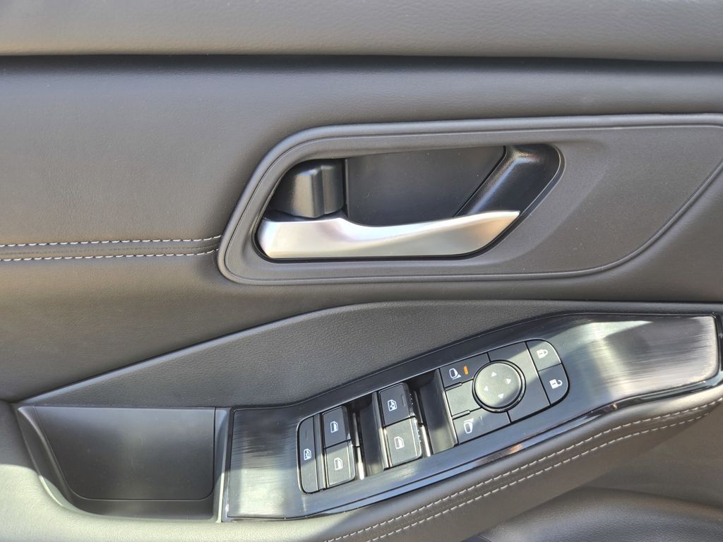 2026 Nissan Rogue Dark Armor Folsom CA