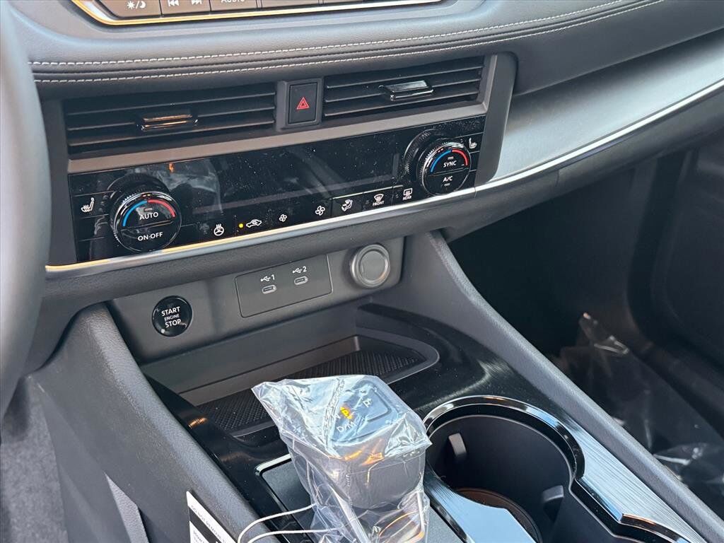 2026 Nissan Rogue Dark Armor Johnson City TN