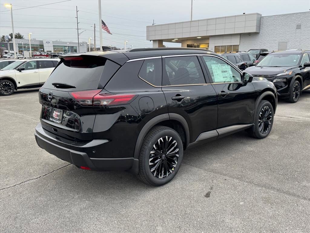 2026 Nissan Rogue Dark Armor Johnson City TN