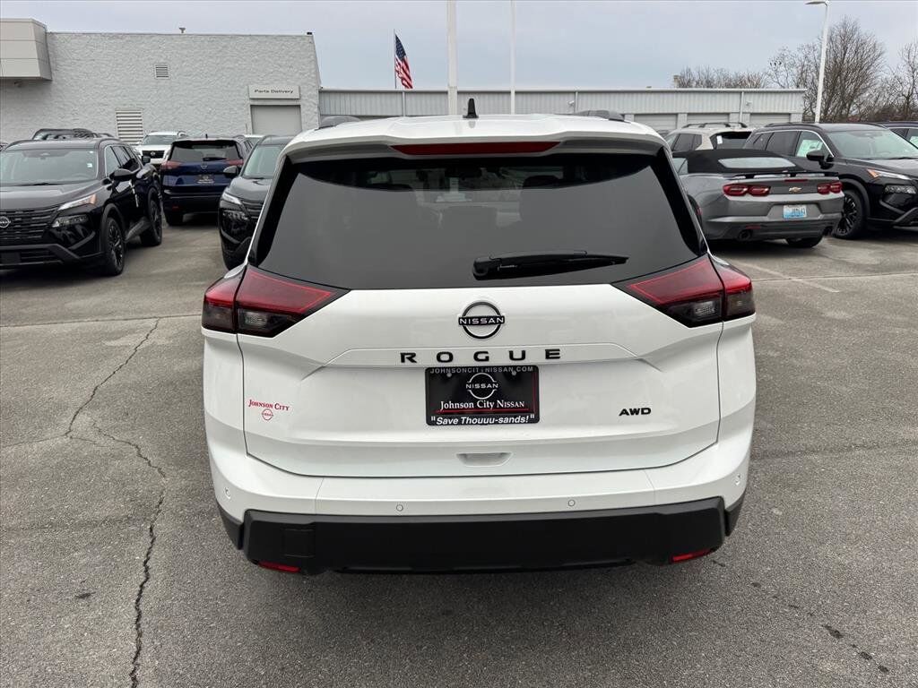 2026 Nissan Rogue Dark Armor Johnson City TN