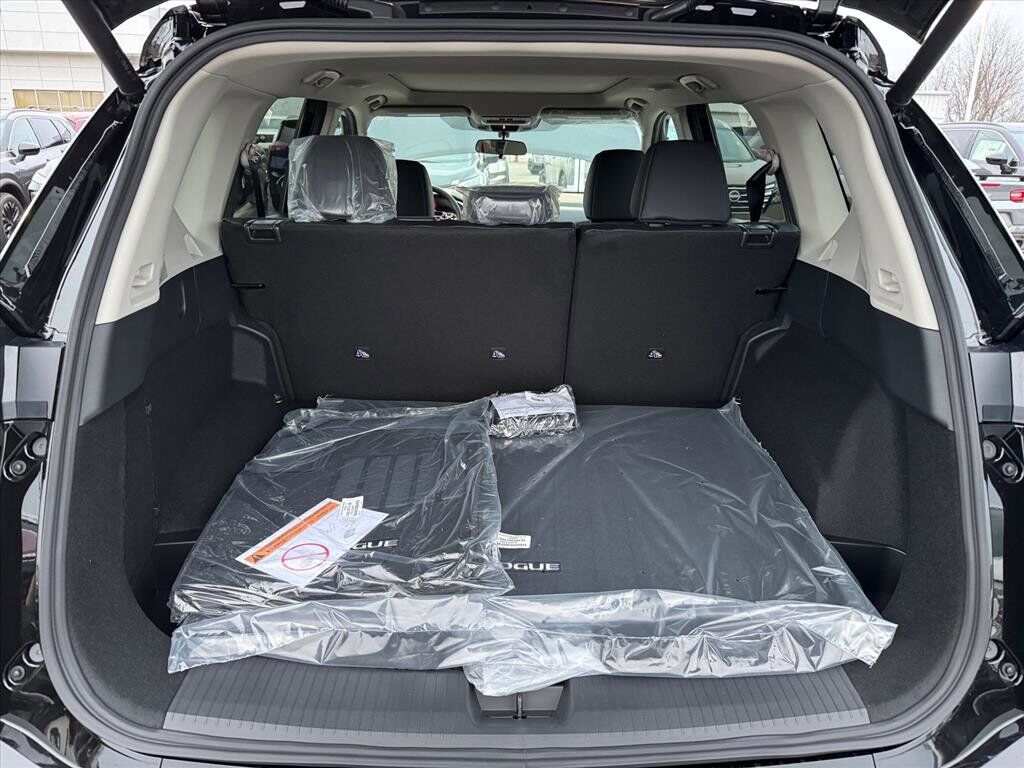 2026 Nissan Rogue Dark Armor Johnson City TN