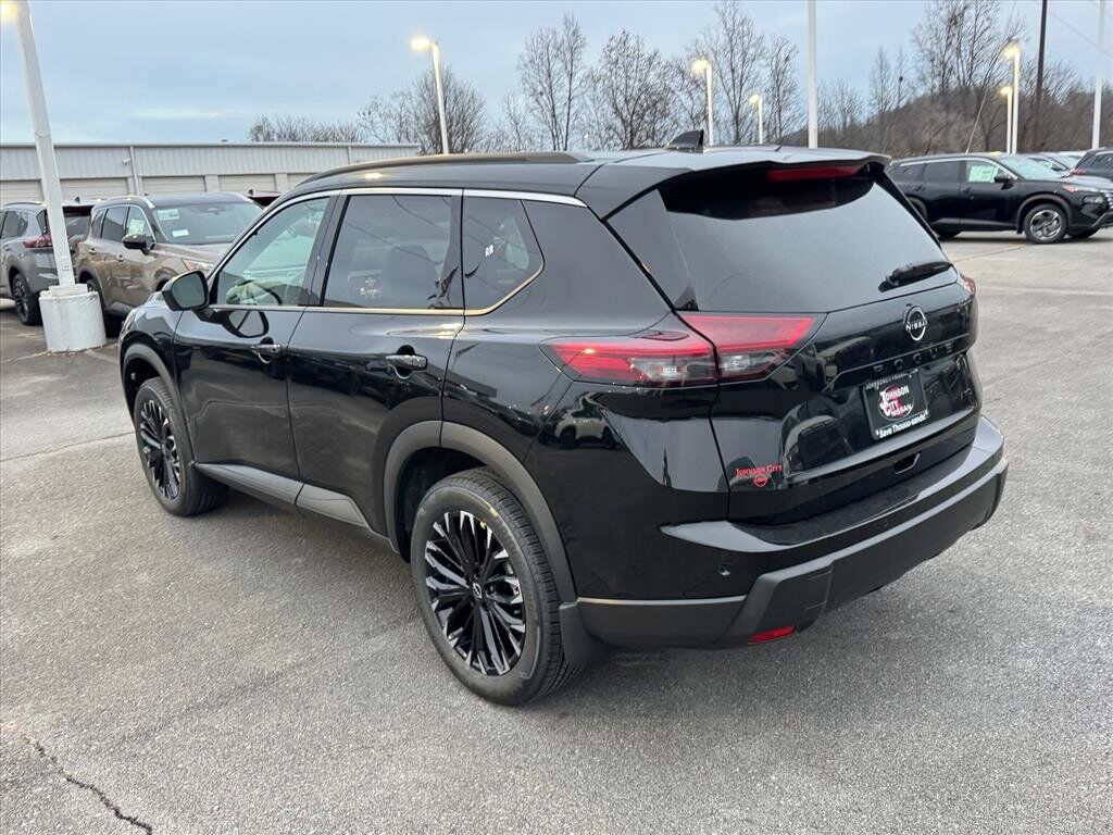2026 Nissan Rogue Dark Armor Johnson City TN