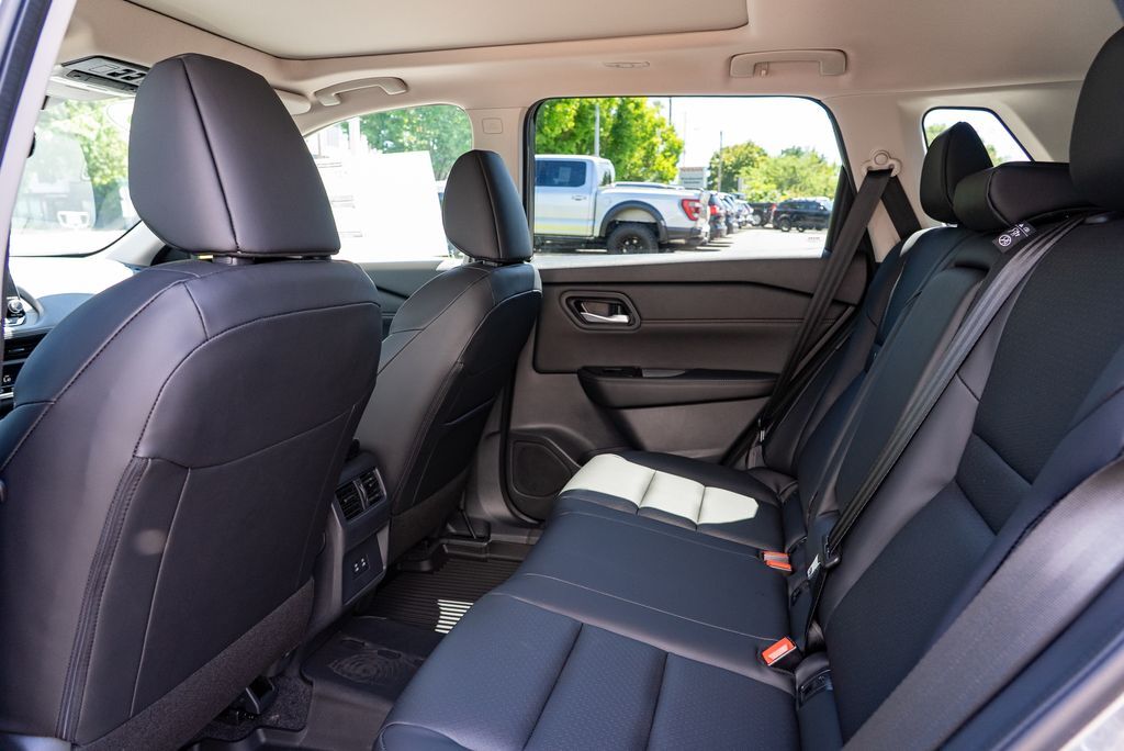 2026 Nissan Rogue Dark Armor Beaverton OR