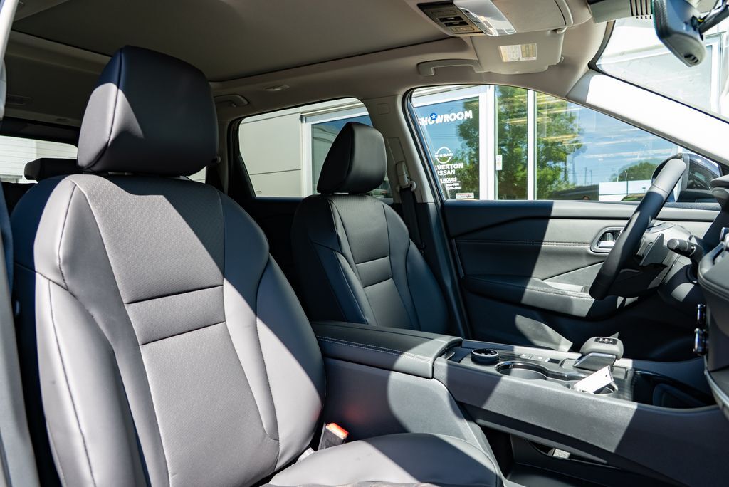 2026 Nissan Rogue Dark Armor Beaverton OR