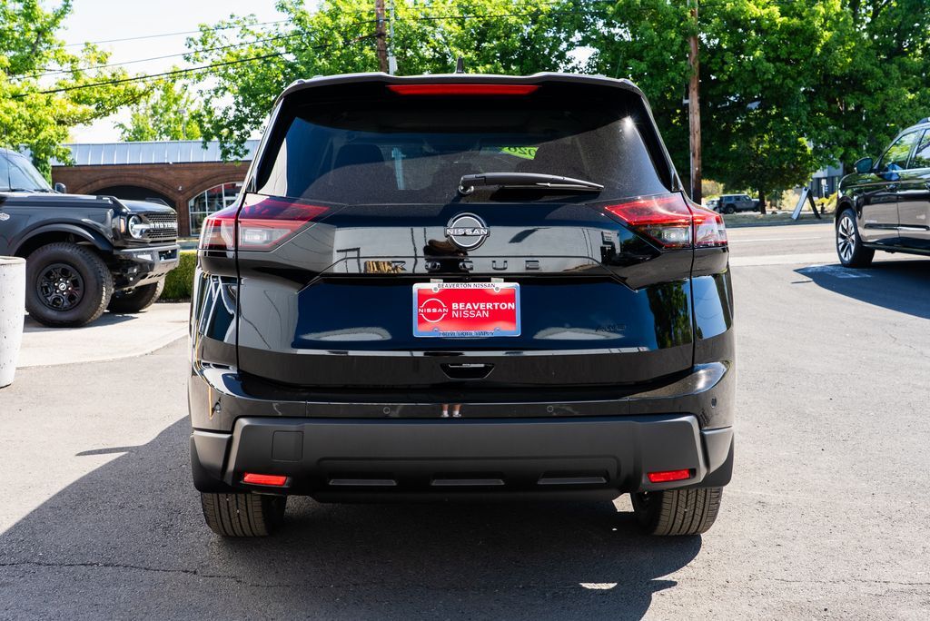 2026 Nissan Rogue Dark Armor Beaverton OR
