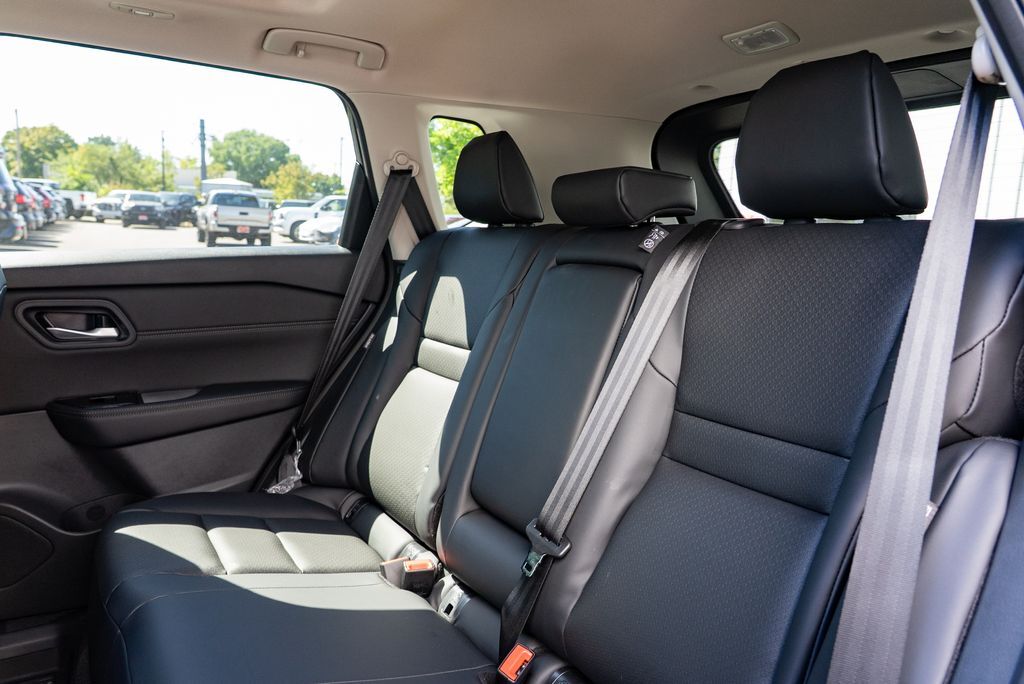 2026 Nissan Rogue Dark Armor Beaverton OR