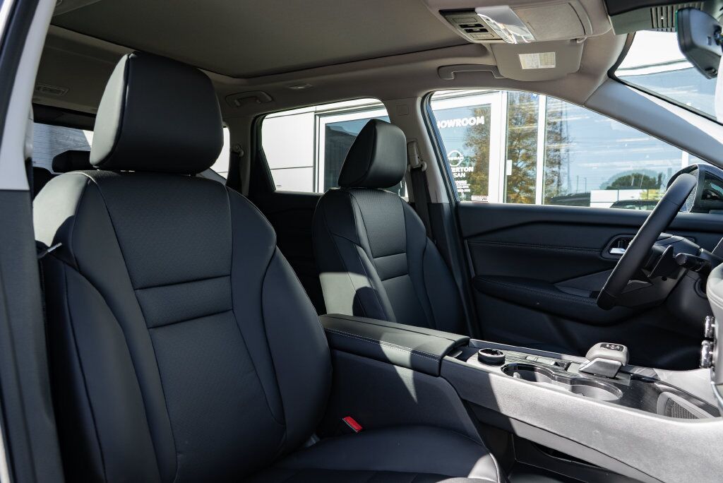 2026 Nissan Rogue Dark Armor Beaverton OR