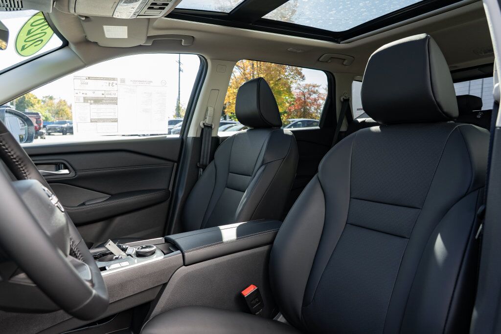 2026 Nissan Rogue Dark Armor Beaverton OR