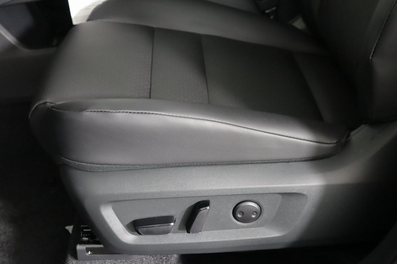 2026 Nissan Rogue Dark Armor Manassas VA