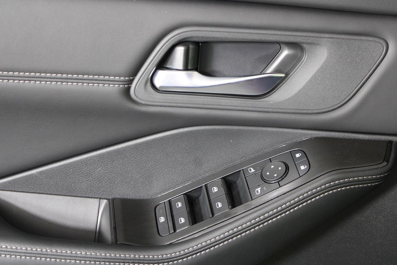 2026 Nissan Rogue Dark Armor Manassas VA