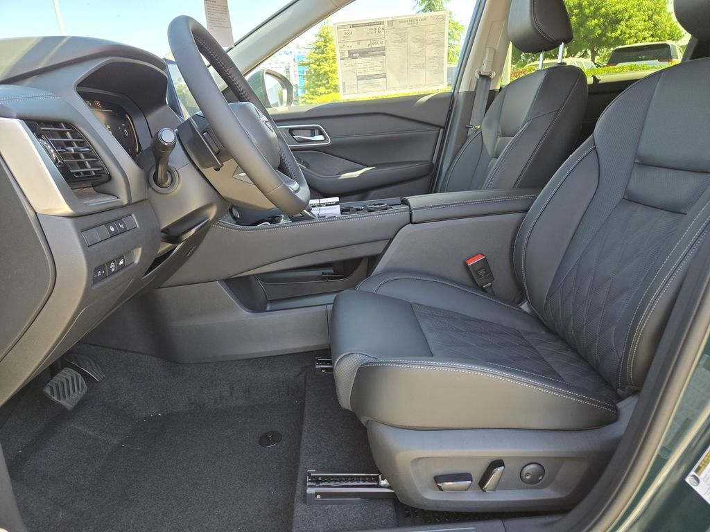 2026 Nissan Rogue Platinum Folsom CA