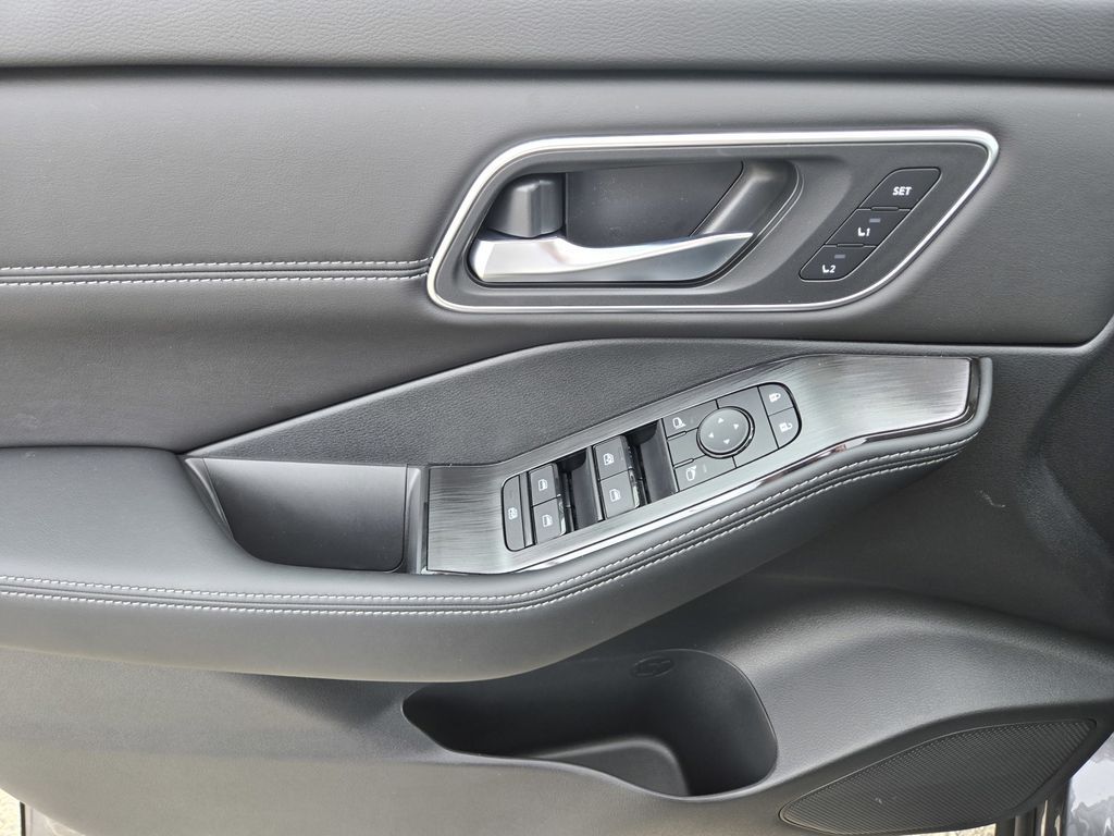 2026 Nissan Rogue Platinum Folsom CA