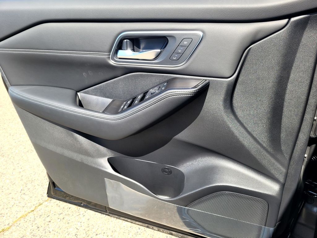 2026 Nissan Rogue Platinum Folsom CA