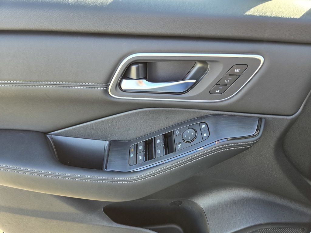 2026 Nissan Rogue Platinum Folsom CA
