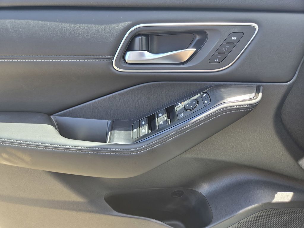 2026 Nissan Rogue Platinum Folsom CA