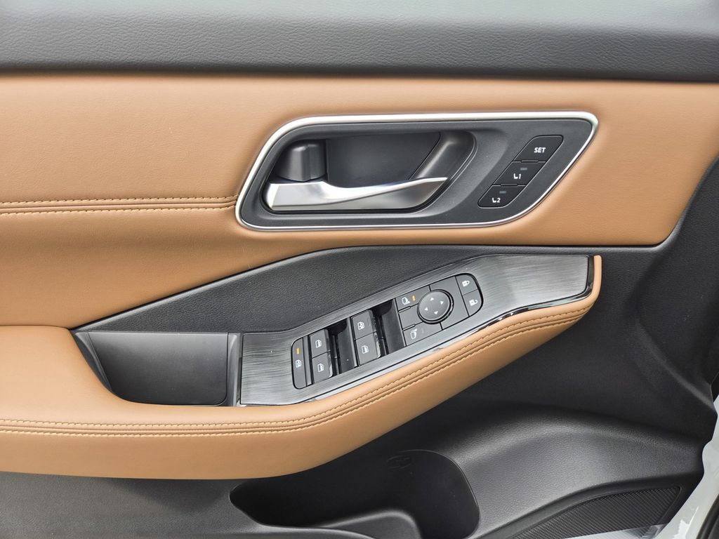 2026 Nissan Rogue Platinum Folsom CA