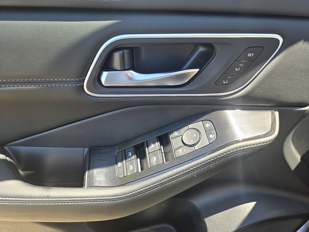 2026 Nissan Rogue Platinum Folsom CA
