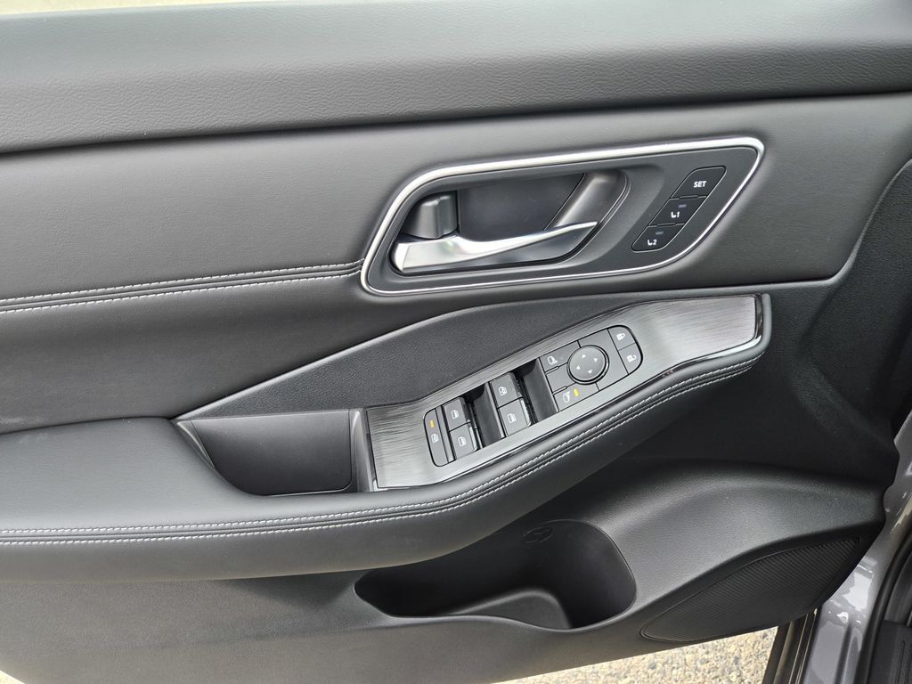 2026 Nissan Rogue Platinum Folsom CA