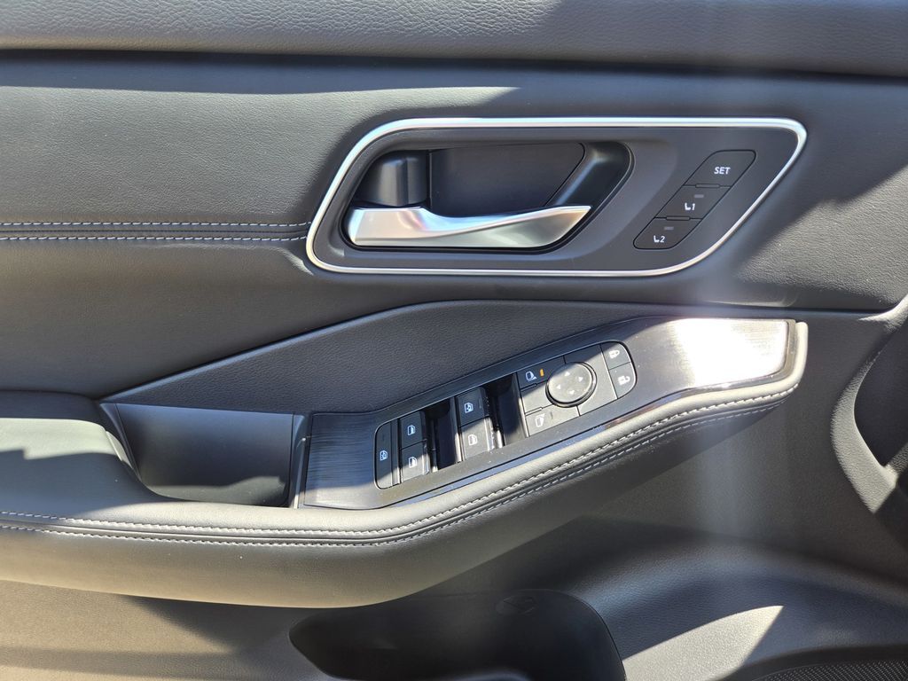 2026 Nissan Rogue Platinum Folsom CA