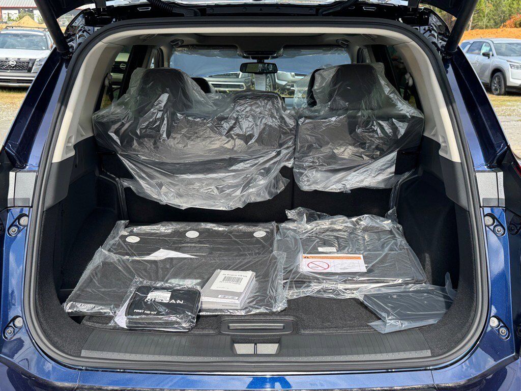 2026 Nissan Rogue Platinum Johnson City TN