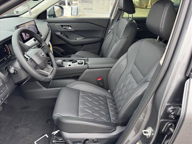 2026 Nissan Rogue Platinum Johnson City TN