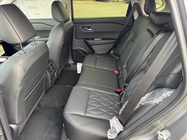 2026 Nissan Rogue Platinum Johnson City TN