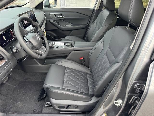 2026 Nissan Rogue Platinum Johnson City TN