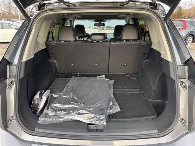 2026 Nissan Rogue Platinum Johnson City TN