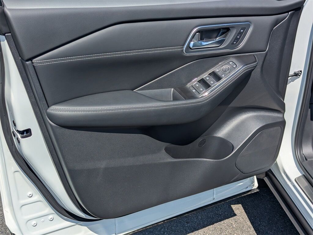 2026 Nissan Rogue Platinum Kennesaw GA