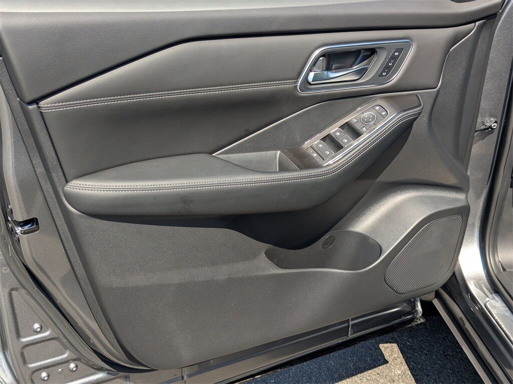2026 Nissan Rogue Platinum Kennesaw GA