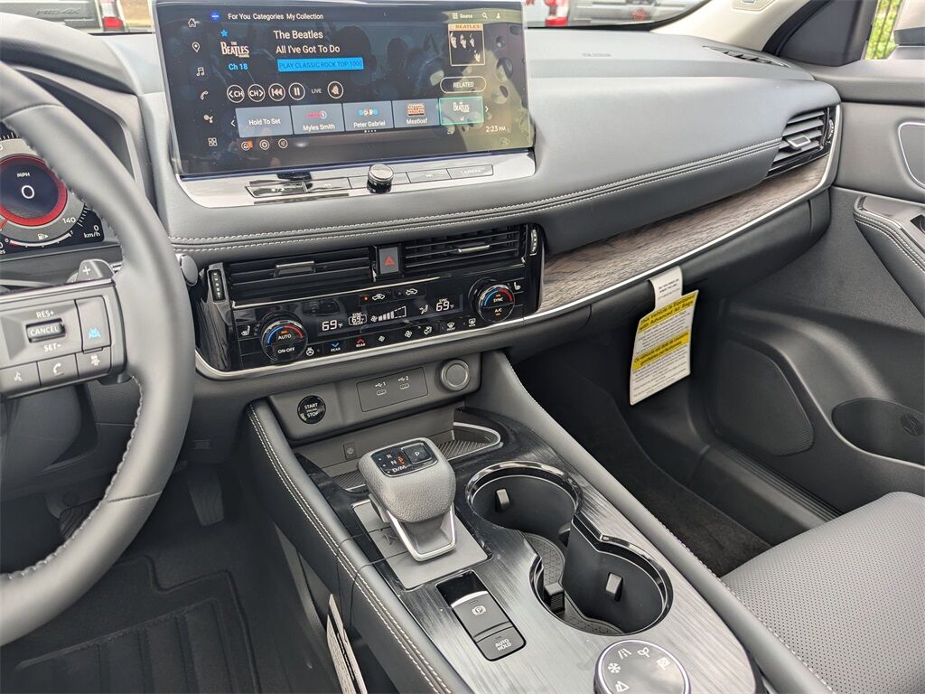 2026 Nissan Rogue Platinum Kennesaw GA