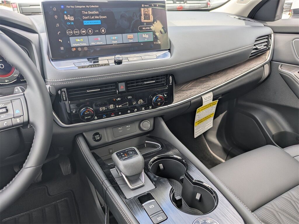 2026 Nissan Rogue Platinum Kennesaw GA