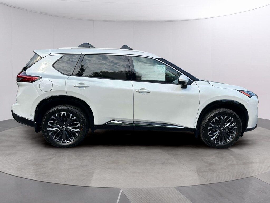 2026 Nissan Rogue Platinum San Clemente CA