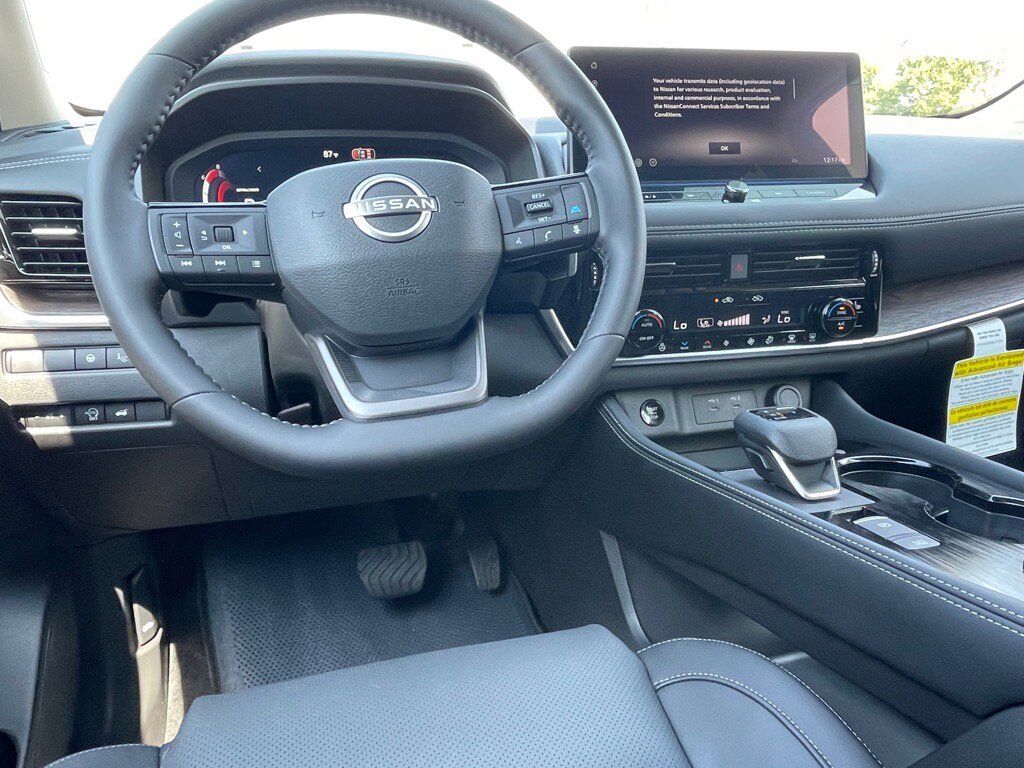 2026 Nissan Rogue Platinum Oak Ridge TN