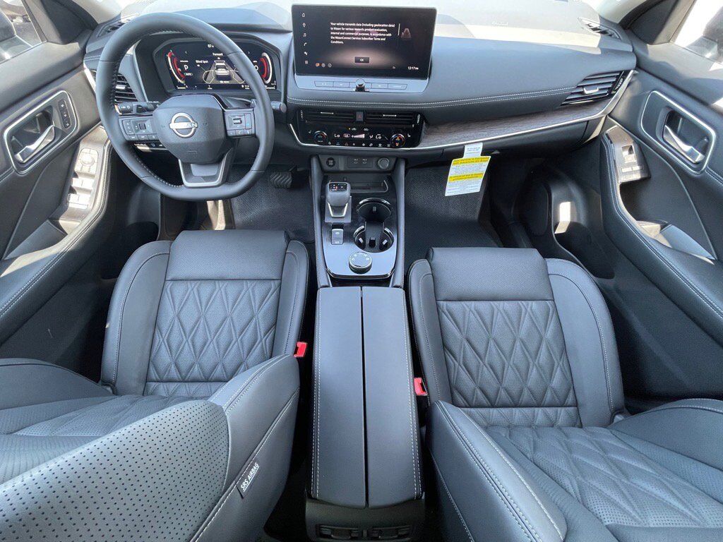 2026 Nissan Rogue Platinum Oak Ridge TN