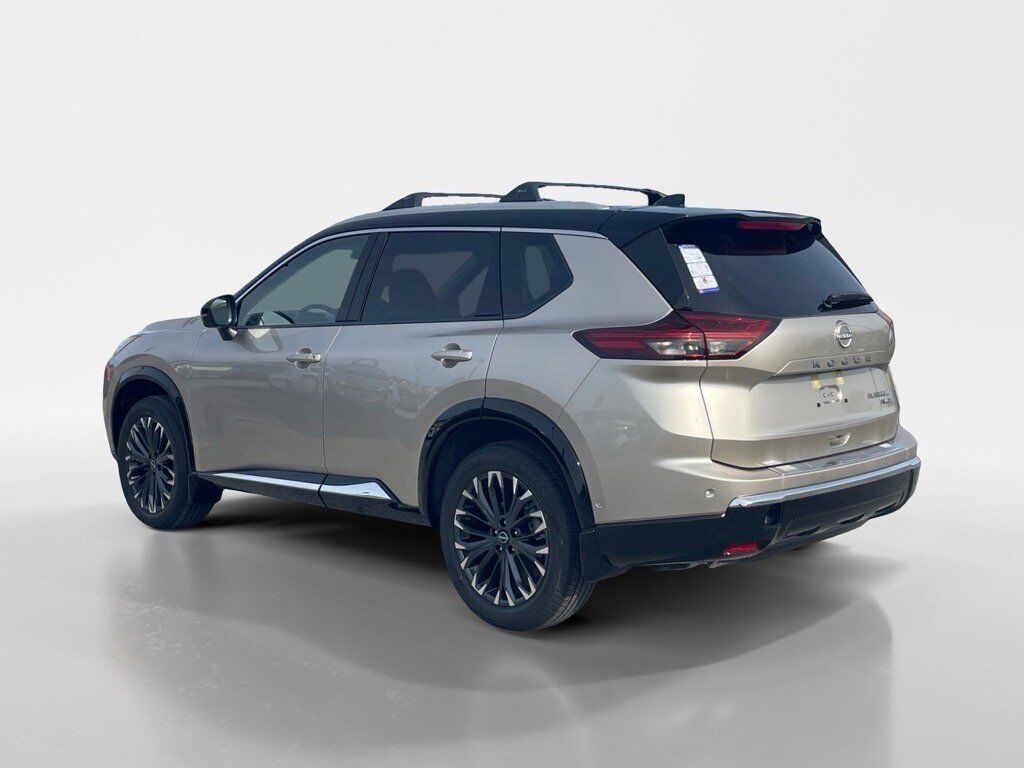 2026 Nissan Rogue Platinum photo 3