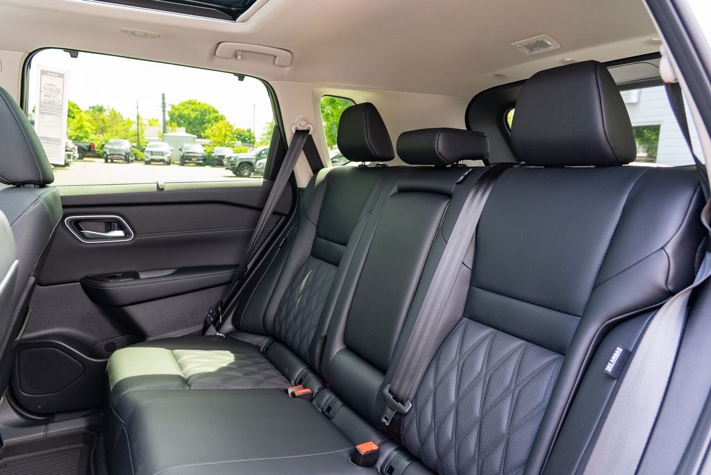 2026 Nissan Rogue Platinum Beaverton OR