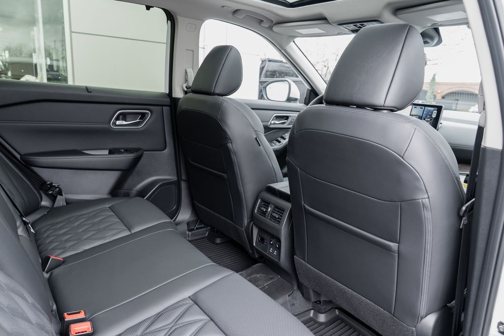 2026 Nissan Rogue Platinum Beaverton OR