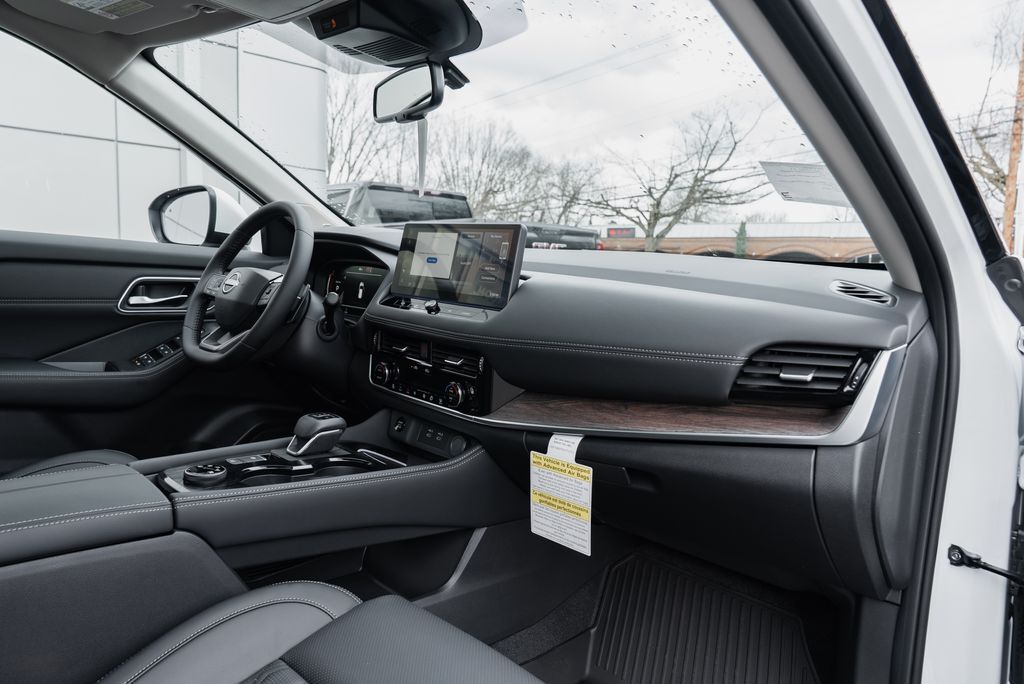 2026 Nissan Rogue Platinum Beaverton OR