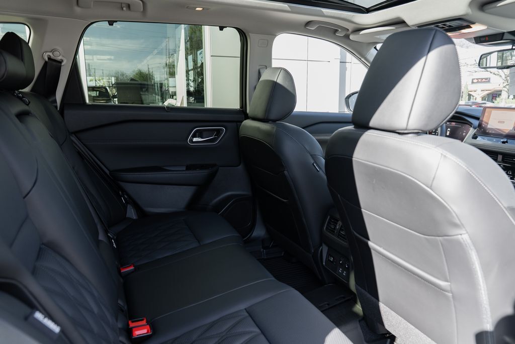 2026 Nissan Rogue Platinum Beaverton OR