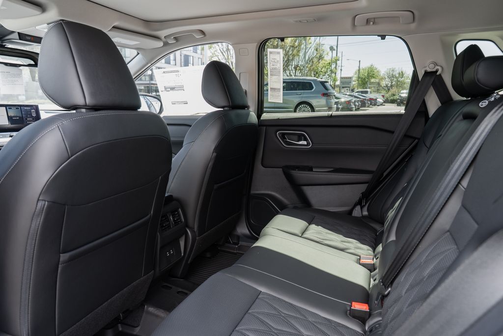 2026 Nissan Rogue Platinum Beaverton OR