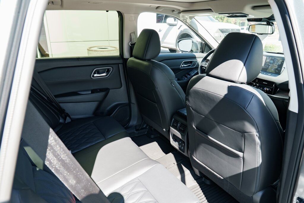 2026 Nissan Rogue Platinum Beaverton OR