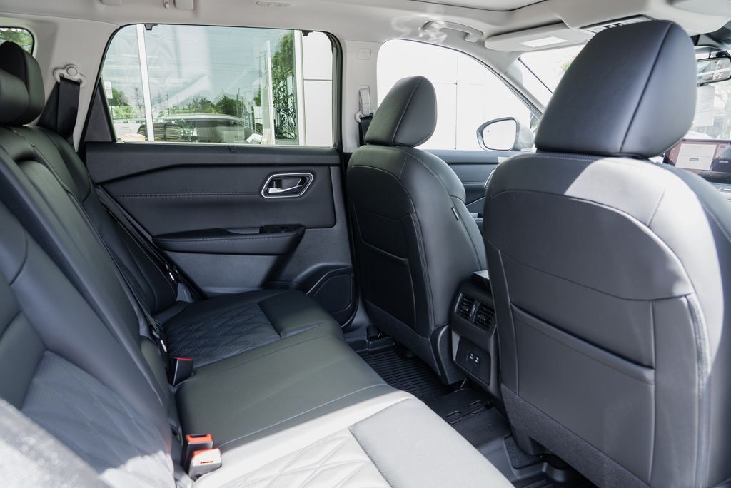 2026 Nissan Rogue Platinum Beaverton OR