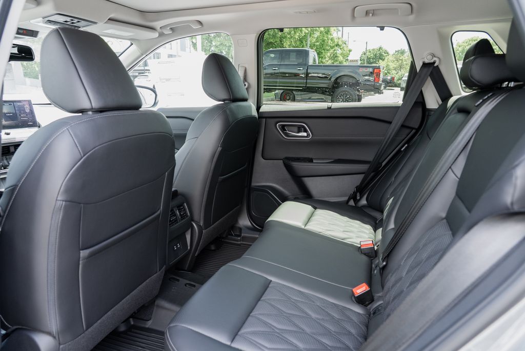 2026 Nissan Rogue Platinum Beaverton OR