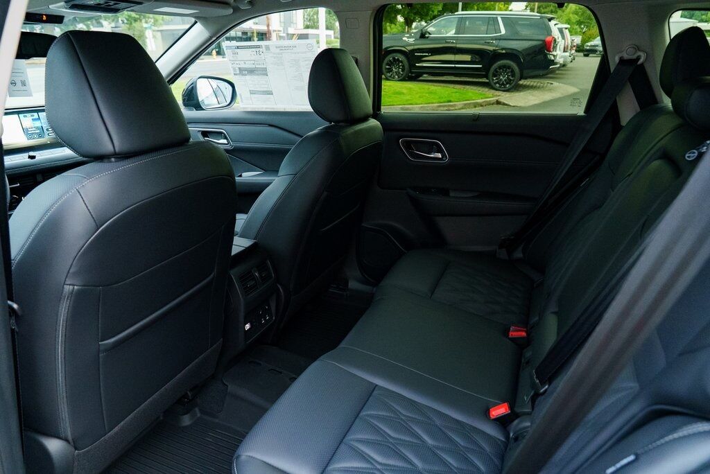 2026 Nissan Rogue Platinum Beaverton OR