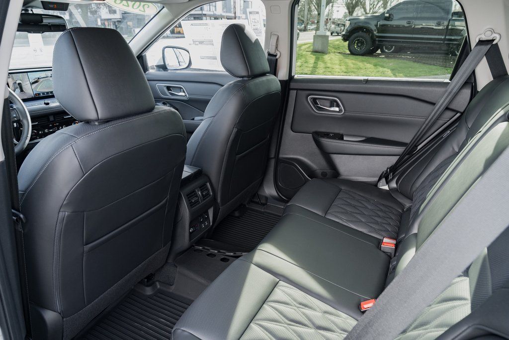 2026 Nissan Rogue Platinum Beaverton OR