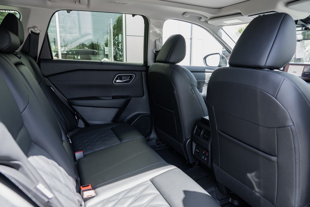 2026 Nissan Rogue Platinum Beaverton OR