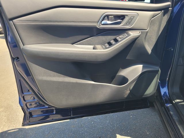 2026 Nissan Rogue Platinum Roseville CA