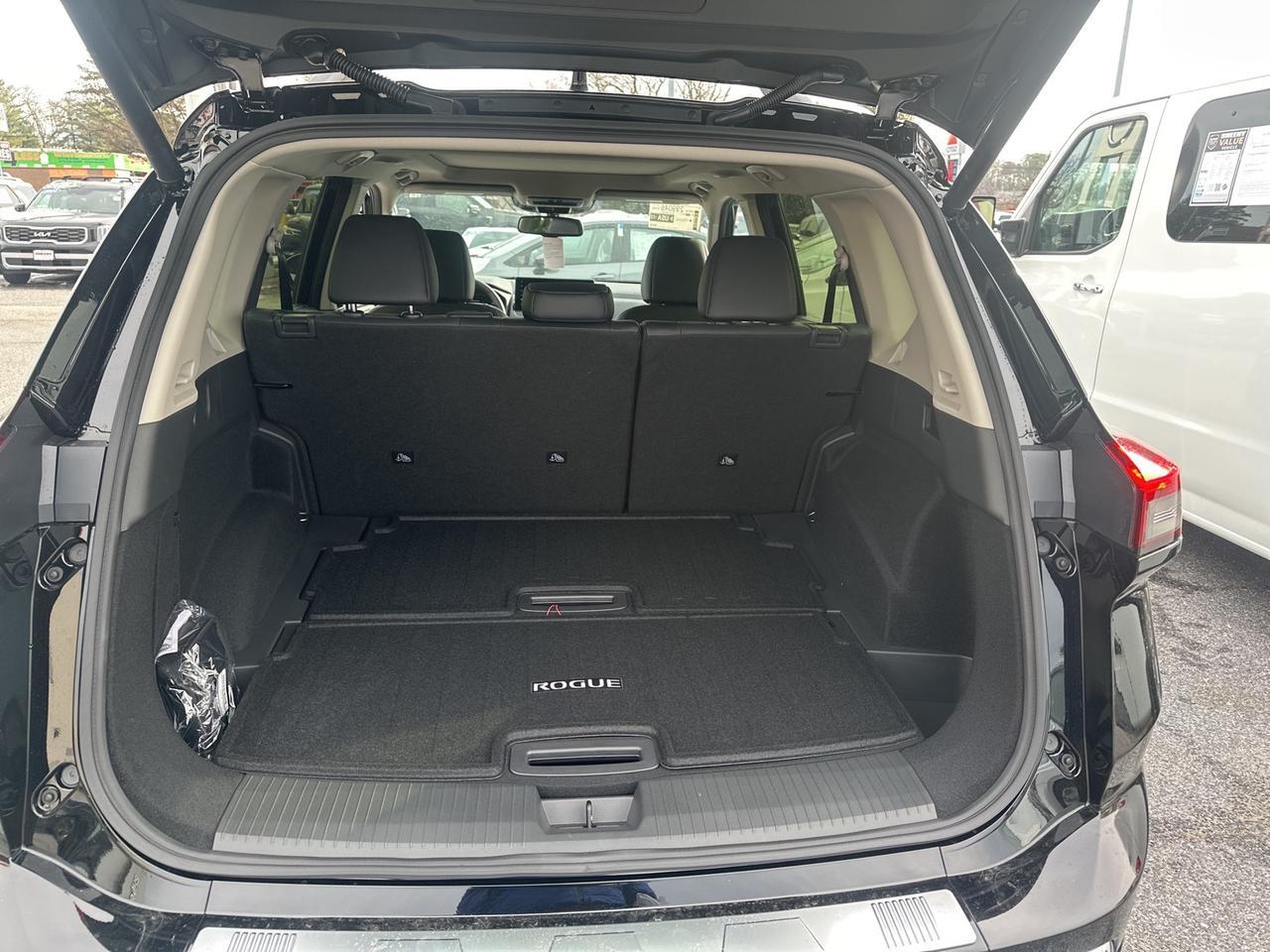 2026 Nissan Rogue Platinum Glen Burnie MD