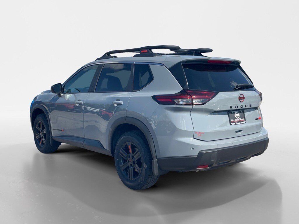 2026 Nissan Rogue SV photo 5